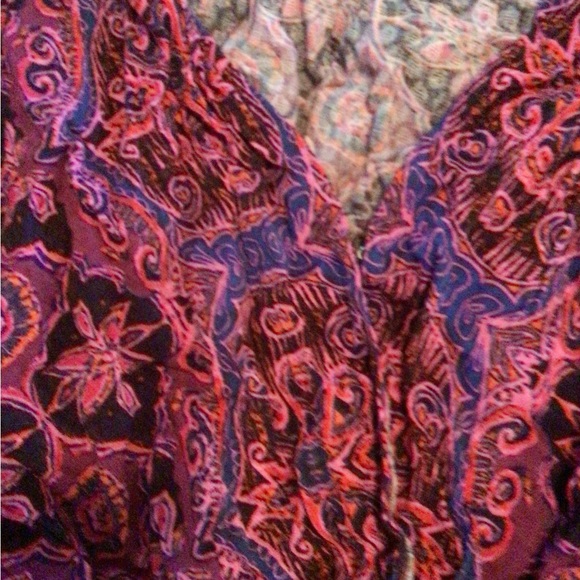 FinAL SALE🔥! Free People Boho crossover blouse - Picture 3 of 7